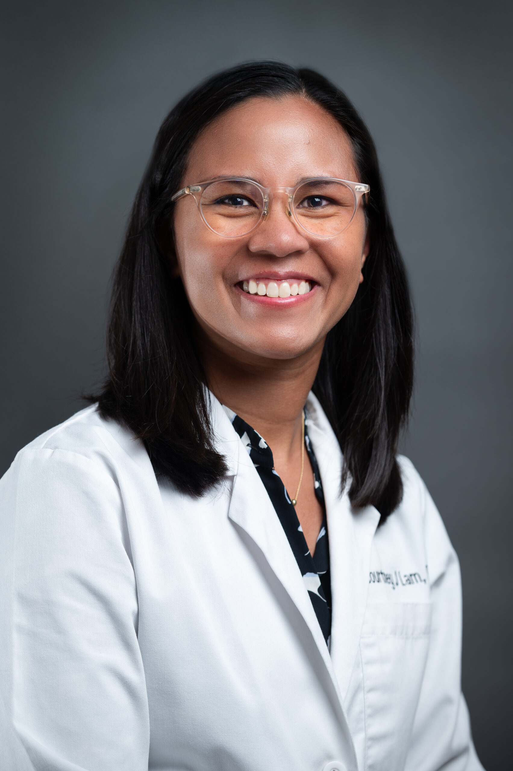 https://drlamdentistry.com/wp-content/uploads/2025/05/Headshot-1-scaled.jpg